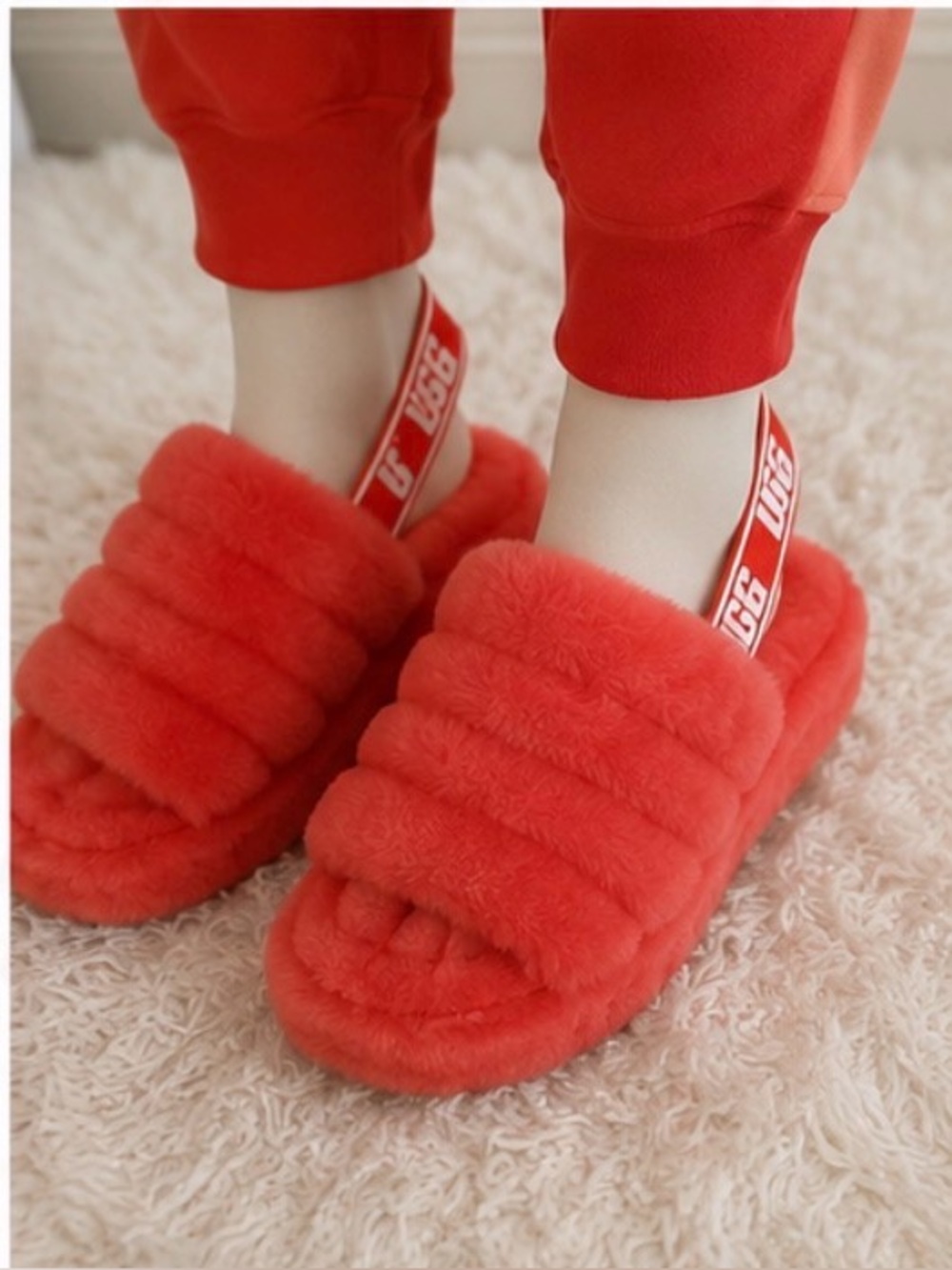 UGG Fluff Yeah Slide